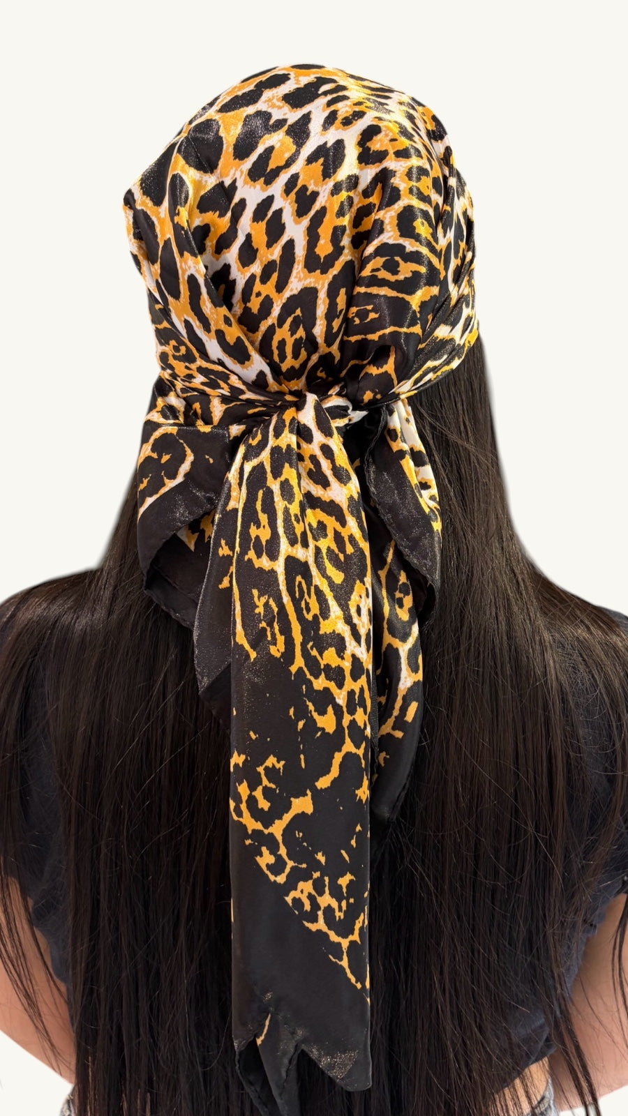 Pañoleta Bloom Animal Print Negro
