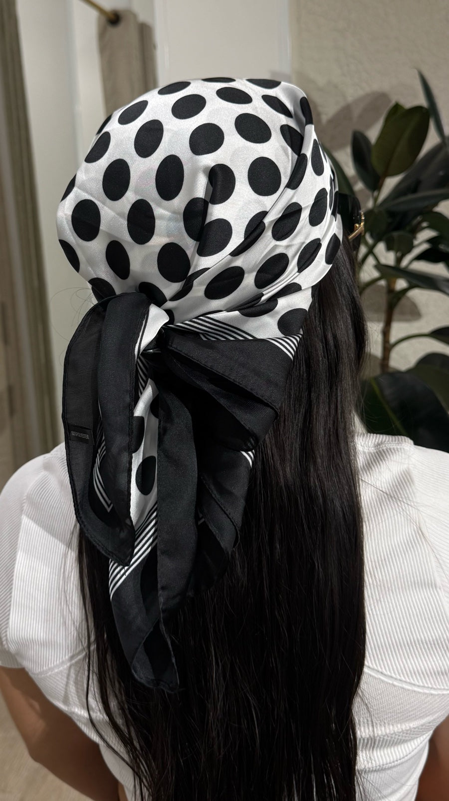 Pañoleta Bloom Polka Negro