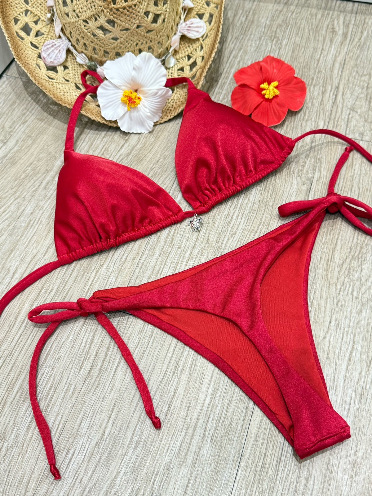 Bikini Hilo rojo